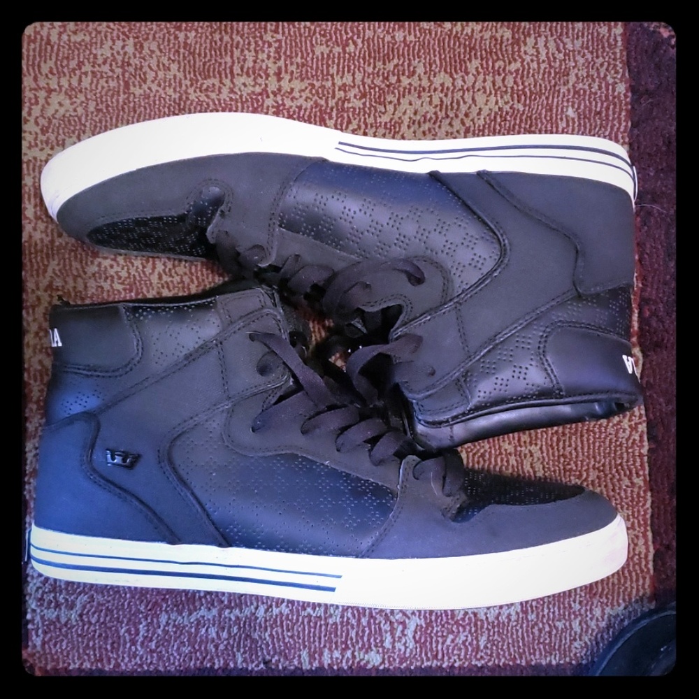 Authentic Supras size 13